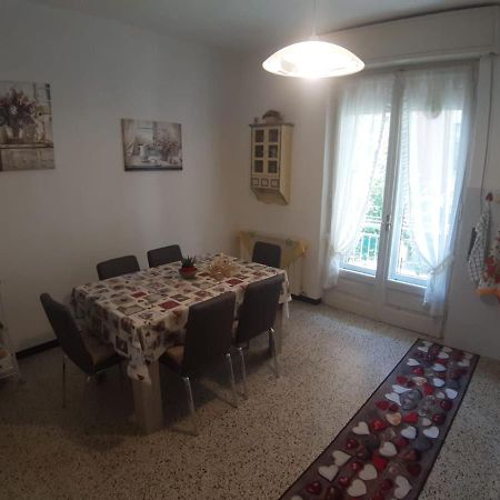 Appartamento Centrale Fino A 8 Posti Letto Pontremoli Ngoại thất bức ảnh