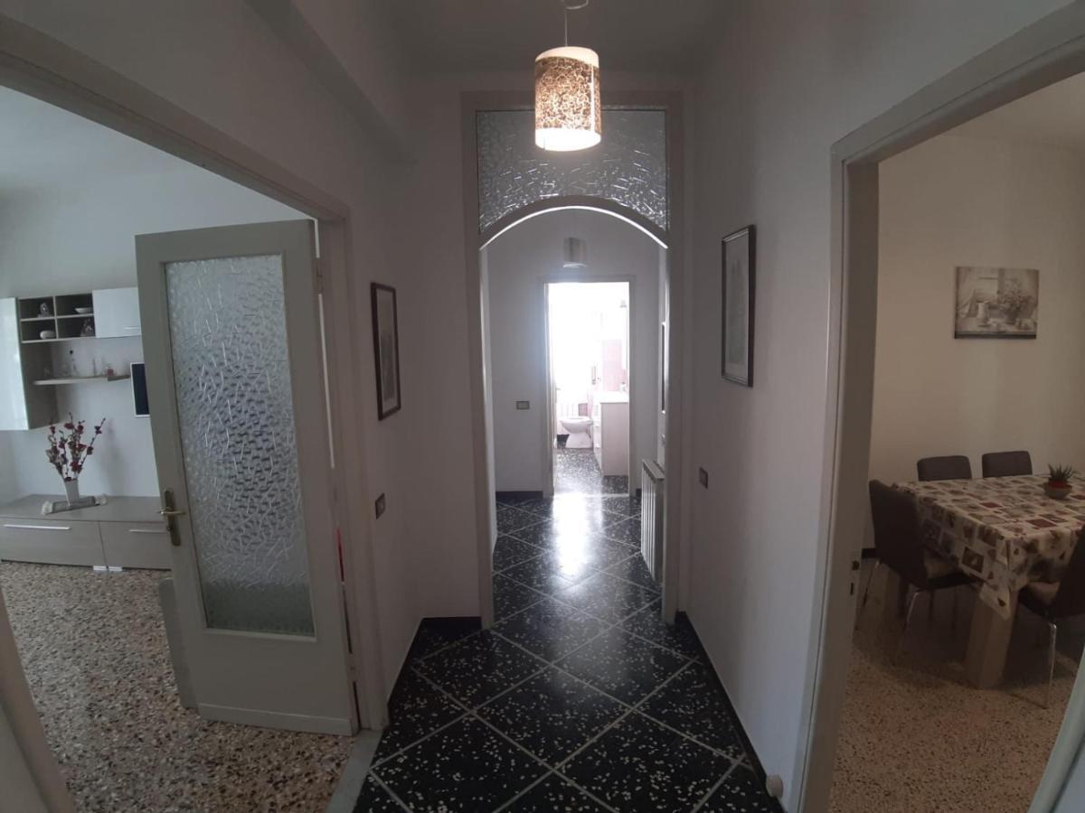 Appartamento Centrale Fino A 8 Posti Letto Pontremoli Ngoại thất bức ảnh